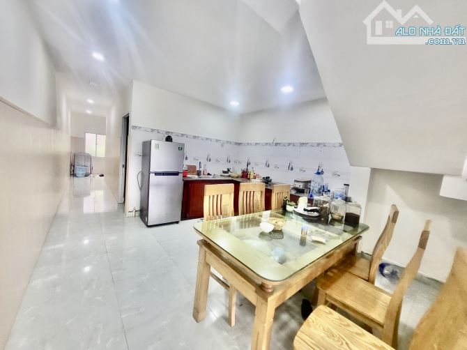 🥬🥬 85m2 Mặt tiền Đg 7m chỉ 3ty15. Rẻ hơn nhà kiệt - 1
