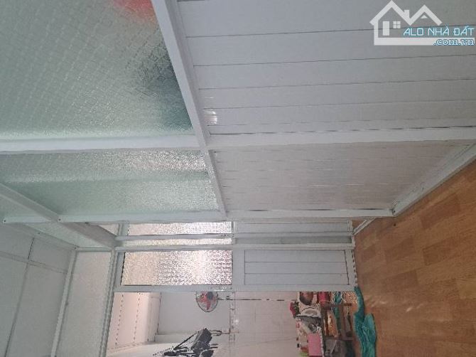 Bán nhà hẻm Nguyễn văn Quỳ P Tân Thuận Đông Quận 7. 68m2 - 1
