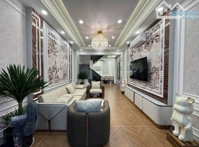 SỐC TOÀN KHU – GIẢM GIÁ CỰC MẠNH 🏡 Nhà phố Châu Âu sang trọng tại Lý Phục Man, Q7 - 1