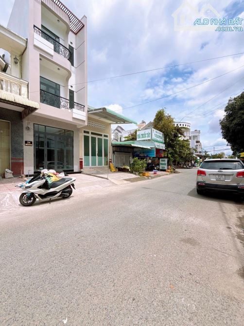 NHÀ TRỆT 2 LẦU HOÀN CÔNG VỊ TRÍ ĐẸP - MẶT TIỀN ĐƯỜNG TÔ HIẾN THÀNH, KDC THỚI NHỰT, TPCT - 1