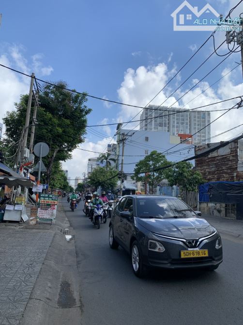 NHÀ MẶT TIỀN Q8 P3 - ÂU DƯƠNG LÂN - 4,4 x 22 (NỞ HẬU TÀI LỘC 5,2) - 1