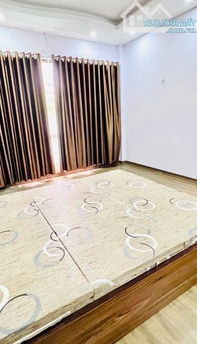 Bán nhà Phúc Lợi, Long Biên 30m2, 5 tầng, ô tô đỗ cổng, 10m ra ô tô chạy, 5.5 tỷ - 1