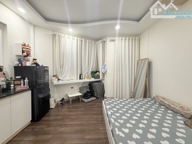 HIẾM NHÀ BÁN - HXH 7 CHỖ- ĐOÀN THỊ ĐIỂM- KHU PHAN XÍCH LONG, PN, ~30m2 ngang 4.1m, 5 TẦNG - 1