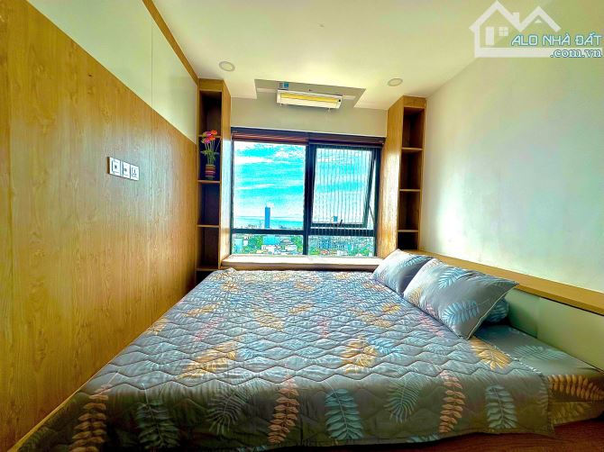 Chính chủ bán căn hộ 2 PN, Tầng cao, view biển Son Tra Ocean View - 1