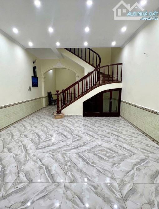 ❤️CHO THUÊ NHÀ TRUNG KÍNH,DT 70m, 4 tầng, MT 5,1m, NHÀ ĐẸP, VÀO LUÔN, 31tr/tháng - 1