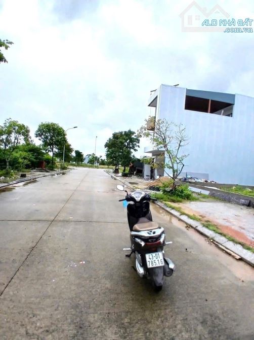 📌📌📌LÀM VIỆC TRỰC TIẾP GIÁ TỐT !!!bán lô golden hill - 1
