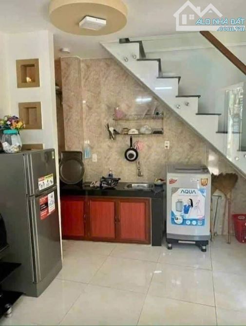 📌📌📌LÀM VIỆC TRỰC TIẾP GIÁ TỐT !!!bán nhà 2 tầng kiệt 130 điện biên phủ - 1
