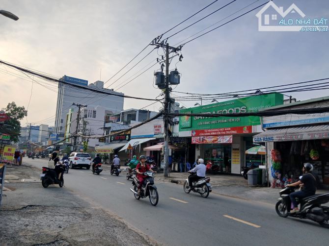 BÁN NHÀ 554 Nguyễn Thị Định Quận 2 gần chợ Cây Xoài DT đất: 195m² (ngang 8.47m đường 30M - 1
