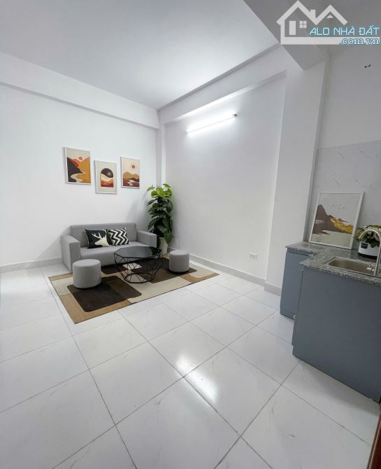 Cho Thuê CCMN Ngõ 52 Ngô Thì Nhậm Hà Đông 30m2 1N1K Cửa Sổ Ban Công Thang Máy Gần Chợ - 1