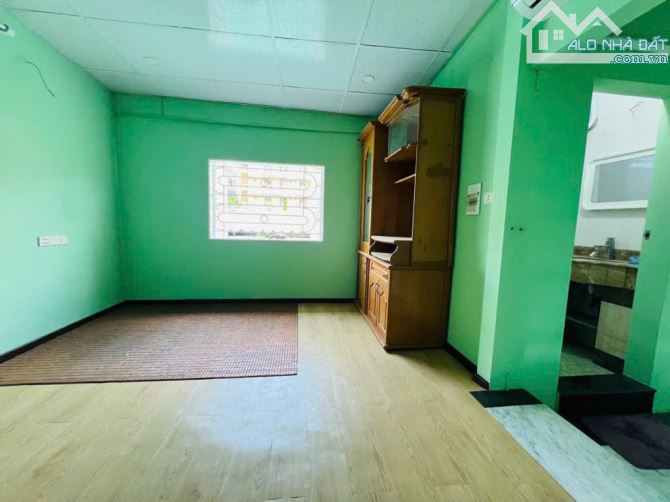2.86 TỶ - 3 TẦNG - 3 NGỦ SỞ HỮU NHÀ PHỐ HÀO NAM - TRUNG TÂM ĐỐNG ĐA - 1