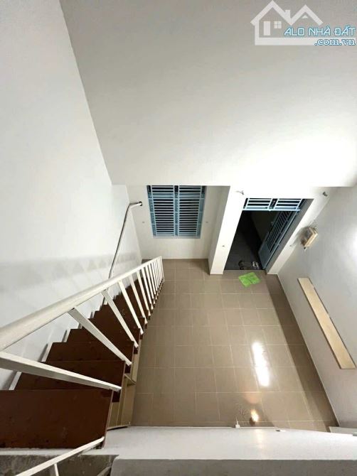 Bùng nổ! Nhà SHR hóc môn giá sốc, 1 trệt 1 lầu, 2 PN. Cơ hội vàng có nhà độc nh - 1