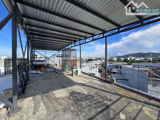 🔥 Nhà 3 tầng 3 mê đường 7m5 Phú Xuân 9 . Hoà Minh - Diện tích 68m2 hướng tây bắc - 16