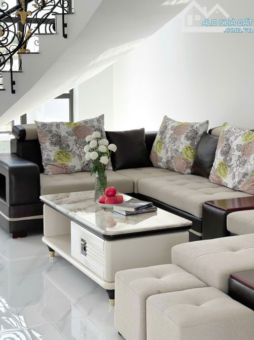 Biệt Thự cao cấp Mặt Tiền  An Sơn, Đà Lạt – 155m² – 17.5 tỷ - giá siêu đầu tư - 17