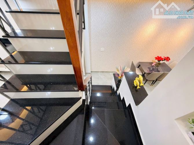 Bán nhà hẻm 3m đường Nguyễn Văn Nghi, P.7, 3,6 x 12, 2 tầng, giá 4.8 tỷ tl - 17