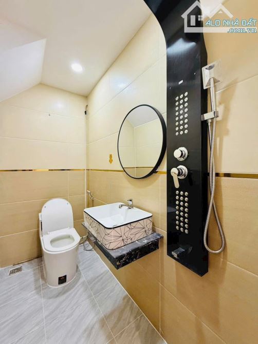 BÁN NHÀ---GIÁ: 5.75TỶ-- Đ.NGUYỄN VĂN KHỐI,P8, - 19