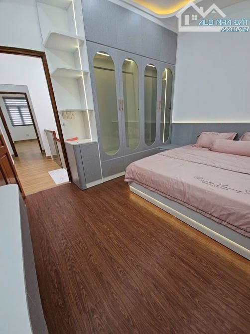 CẠNH Phú Mỹ Hưng VIP nhất VN phú Thuận Q 7 Ngang 4 dài 15 M CÓ 83 TRIỆU M2 3 TẤM MỚI - 20