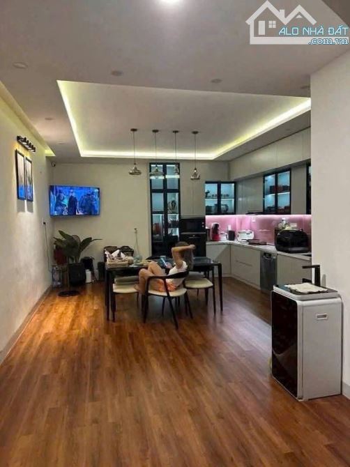 BÁN NHÀ MẶT TIỀN ĐƯỜNG DIÊN HỒNG  ,  VỊ TRÍ KINH DOANH , CÁCH BIỂN 200M , TP QUY NHƠN - 2