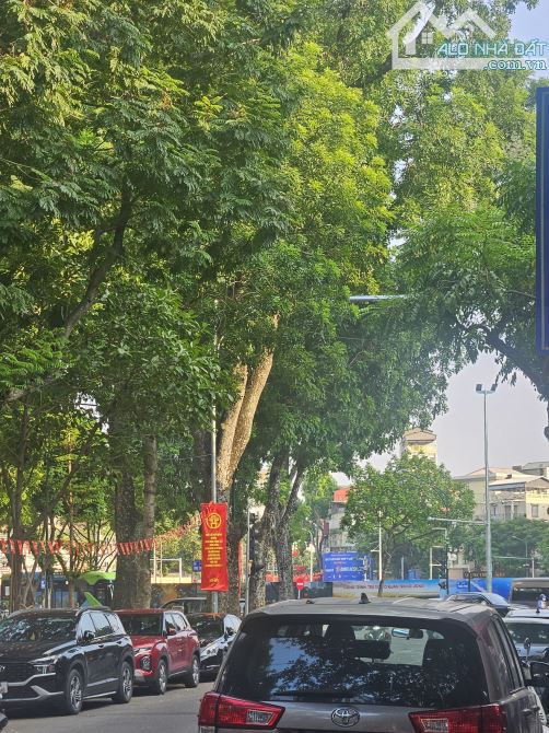 MẶT PHỐ - LÊ TRỰC - ÔNG ÍCH KHIÊM - 6 TẦNG - MT 4.2M - VỈA HÈ - KINH DOANH - NHỈNH 20 TỶ - 2