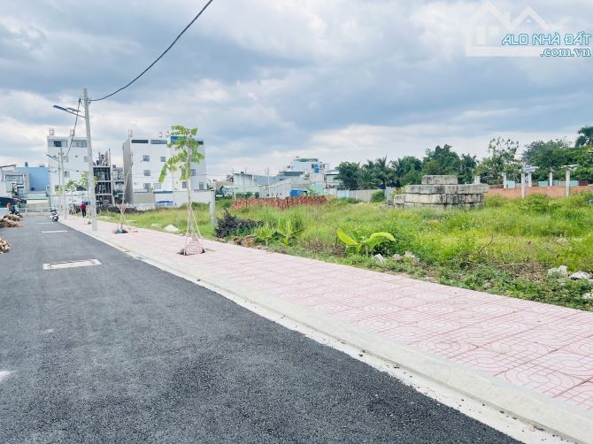 BÁN ĐẤT 2 MẶT TIỀN SIÊU ĐẸP,SỔ HỒNG RIÊNG, ĐƯỜNG THẠNH XUÂN 25. MẶT ĐƯỜNG 12M, AN NINH - 2