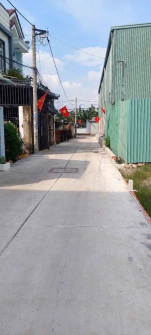 Đất bán - Xe ôTô vào tận nơi - 4m x 18m - An phú Đông - Giá 4.1 tỷ TL - 2