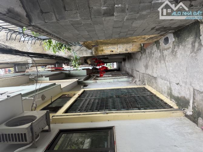 Bán mảnh đất Cầu Giấy xây CCMN gần ô tô 100m mặt tiền rộng 6.5m giá 22 tỷ - 2