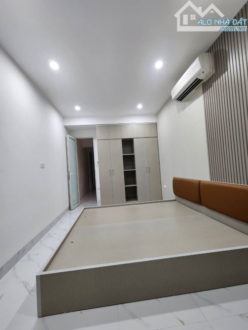 Tam Trinh 33m x 5 tầng x 4.7 tỷ - 2