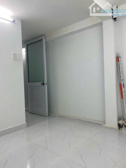 CẦN BÁN NHÀ QUÂN 5 , ĐƯỜNG TRẦN HƯNG ĐẠO GIÁ 5,99 TỶ - 2