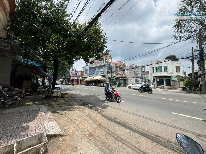 BÁN ĐẤT TẶNG NHÀ CẤP 4 177m2 P.BỬU HÒA,THỔ CƯ 100%,ĐƯỜNG BÙI HỮU NGHĨA VÀO 100M,HẺM 3 GÁC - 2