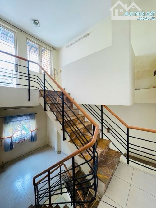 62m2 đường Thiên Hộ Dương Phường 1 hẻm thông 3 tầng BTCT 4 phòng 6,98 tỷ Quận Gò Vấp - 2