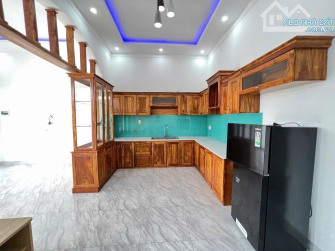 Bán nhà Y Moan gần nhà thuốc Như Ý giá tốt chỉ 2,38 tỷ - 2