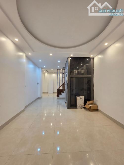 Bắc Linh đàm 80m mt5,5m 6t thang máy thông sàn,2mặt đường view chung cư,ở,KD đỉnh - 2