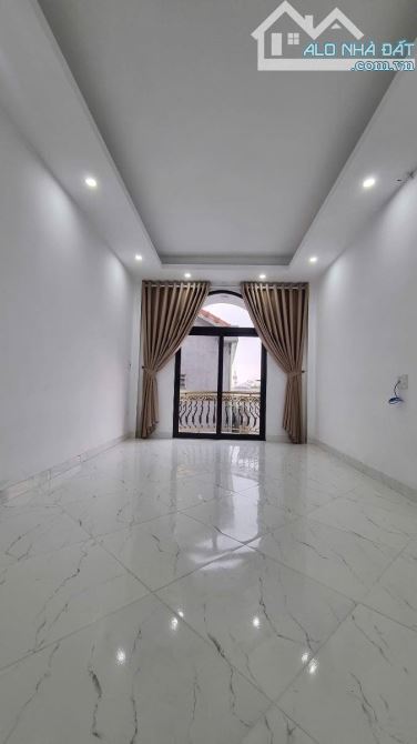 NHÀ ĐẸP, PHƯỜNG PHÚ THƯỢNG, TÂY HỒ-KD-Ô TÔ: 35M X5T, MT 3,5M, GIÁ 7,6 TỶ. - 2