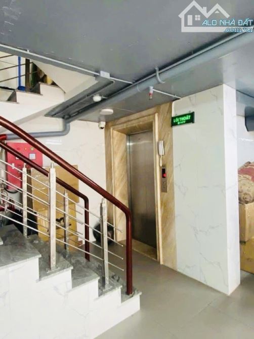 MẶT PHỐ TRUNG PHỤNG 100m2, 9 tầng thang máy - KD sầm uất- đầy đủ PCCC - NỘI THẤT HIỆN ĐẠI - 2