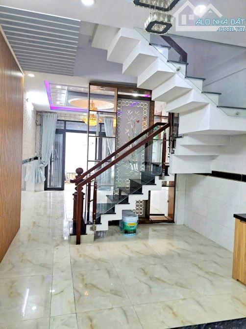 11 triệu💥Nhà thuê đẹp mới 3PN 3WC💥 Đường số  4 Phường 16  Gò Vấp 4x13m Sân để xe - 2