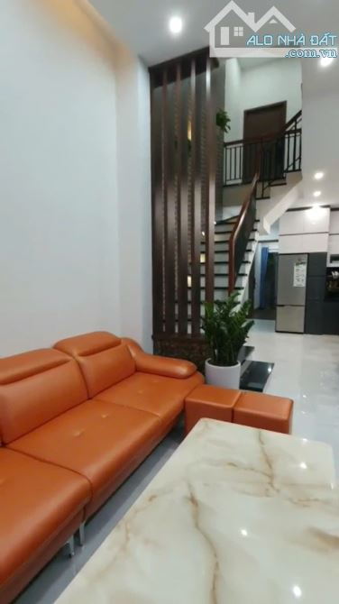 Bán nhà đẹp 3 tầng mặt tiền đường Khái Tây 1, Hòa Quý, Ngũ Hành Sơn. DT 81m2. Giá 5.1 tỷ - 2