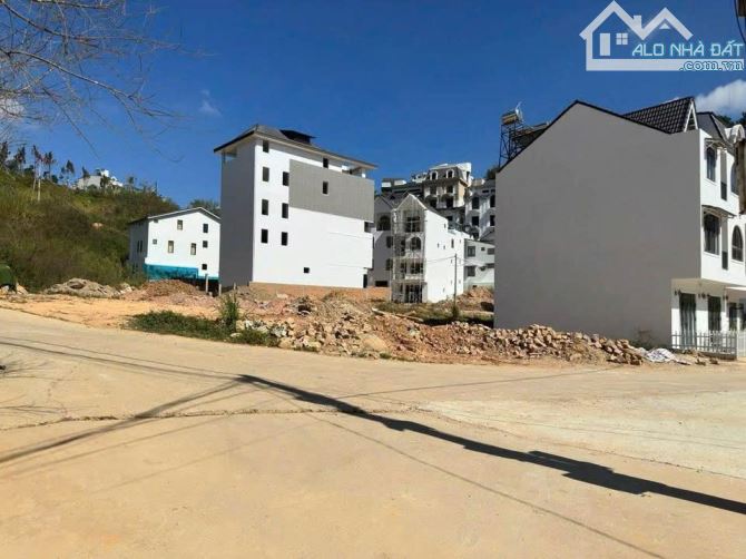 Đất mặt tiền bằng phẳng siêu đẹp  An Sơn Đà Lạt – 246m² – 8.9 tỷ - sổ hồng - 2