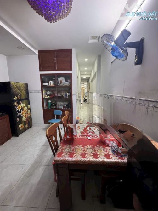 NHÀ ĐƯỜNG NGUYỄN QUÝ YÊM KHU AN LẠC VIP QUẬN BÌNH TÂN 93M2 GIÁ 6TY950 OTO NGỦ TRONG NHÀ - 2