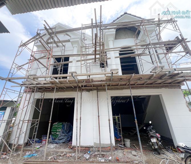 Hai căn nhà lầu đẹp Bàu Trâm cách Hồ Thị Hương 700m. Giá 1,87 tỷ - 2