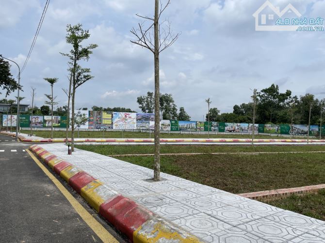 Bất Động Sản Nghỉ Dưỡng Hoà Lạc - Giá Chỉ Hơn 10tr/m2 - Đường Chải Nhựa Rộng 6-8m. - 2