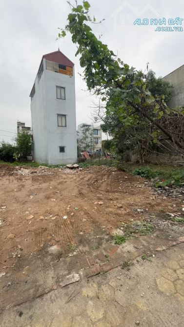 ĐẤT PHÂN LÔ KINH DOANH BIÊN GIANG – 50m - MẶT TIỀN 5m - VỈA HÈ - SÁT QL6 - 4.2 TỶ - 2