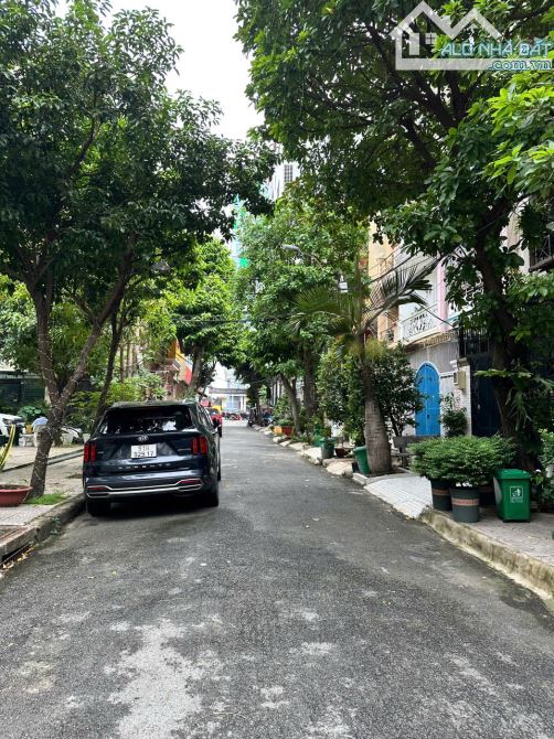 Bán nhà Khu biệt thự Compound Cộng Hoà - 4x16 [64m2] - 3 lầu, st. Giá: 16.8 tỷ tl - 2