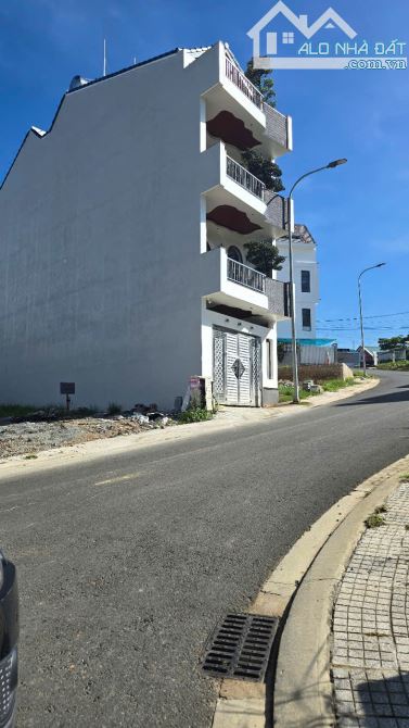 Bán lô Đất Mặt Tiền vị trí thoáng đãng – An Sơn, Đà Lạt – 275.6m² – 16 tỷ - 2
