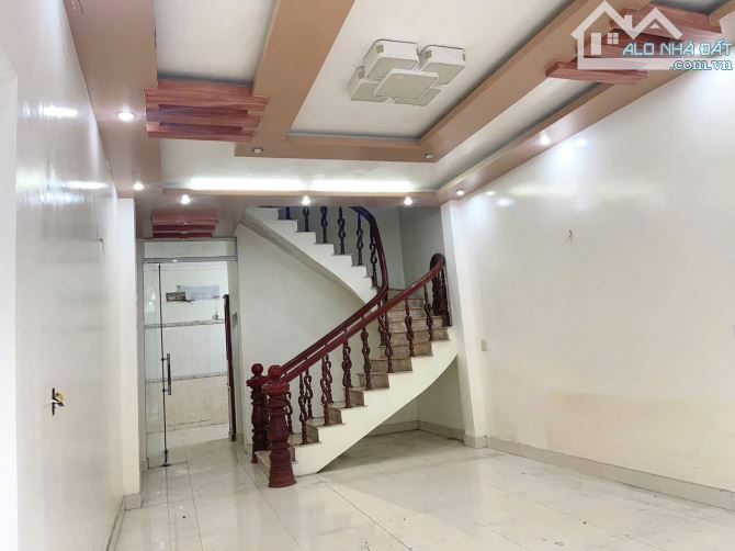Bán nhà 3 tầng mặt đường Phương Khê giá hơn 4.25 tỷ, đường thông kinh doanh thuận tiện - 2