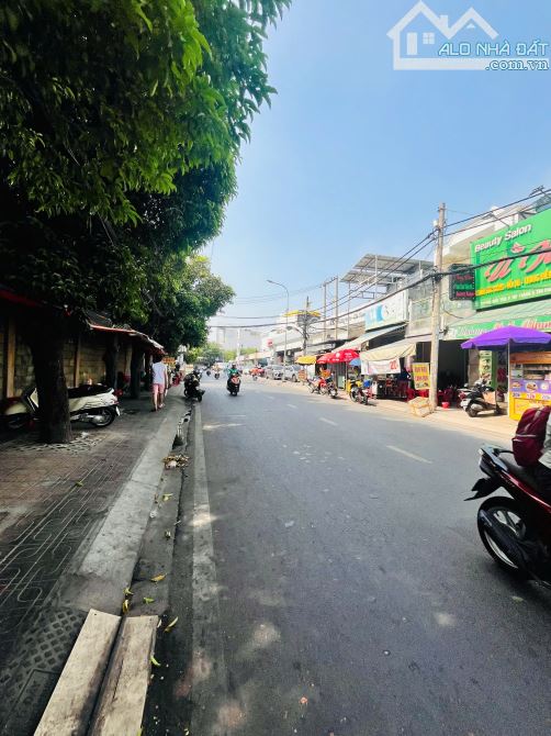 Nhà cho thuê căn goc 2 mặt tiền đường Thống nhất 3,6x25m 1L - 2