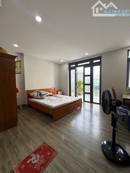 HẺM NHỰA 8M - PHAN HUY ÍCH - SÁT TRƯỜNG CHINH - 4X16M - 3PN - 7,X TỶ - 2