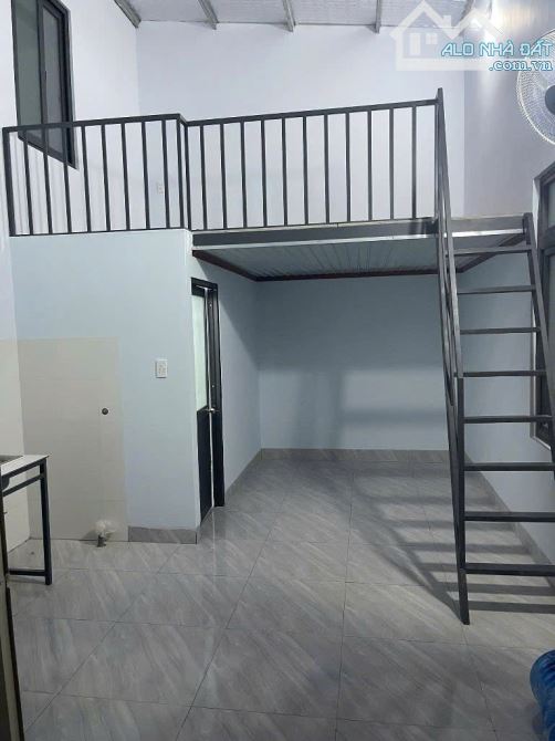 BÁN GẤP DÃY TRỌ 5 PHÒNG Ở TRẦN VĂN CHẨM 5x22 ( 1102m2 ) 640 TRIỆU SHR - 2