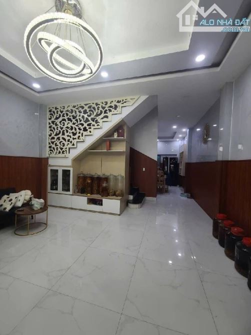Bán nhà 2 mặt hẻm Quang Trung, Gò Vấp, 3 tầng BTCT, giá nhỉnh 8 tỷ xíu - 2