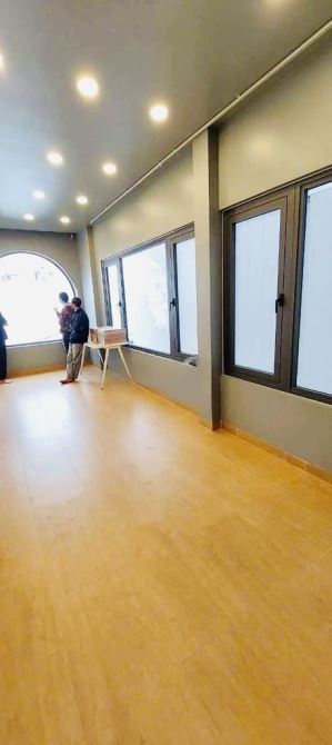 MẶT TIỀN ĐƯỜNG SỐ GIÁP BẾN VÂN ĐỒN VÀ KHÁNH HỘI - CÁCH Q1 CHỈ 1 CÂY CẦU - 11