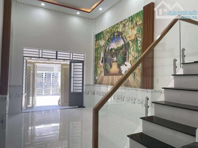 BÁN NHÀ ĐẸP MẶT TIỀN-3PN-2WC-GẦN KHU CÔNG NGHIỆP-CHỢ VĨNH LỘC A - 2