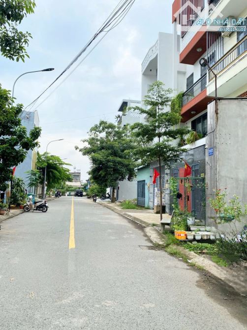 BÁN ĐẤT – AN PHÚ ĐÔNG 27, Q.12 (giáp Thủ Đức, gần sông Sài Gòn)  +Diện tích: 4 x 15,5m - 2